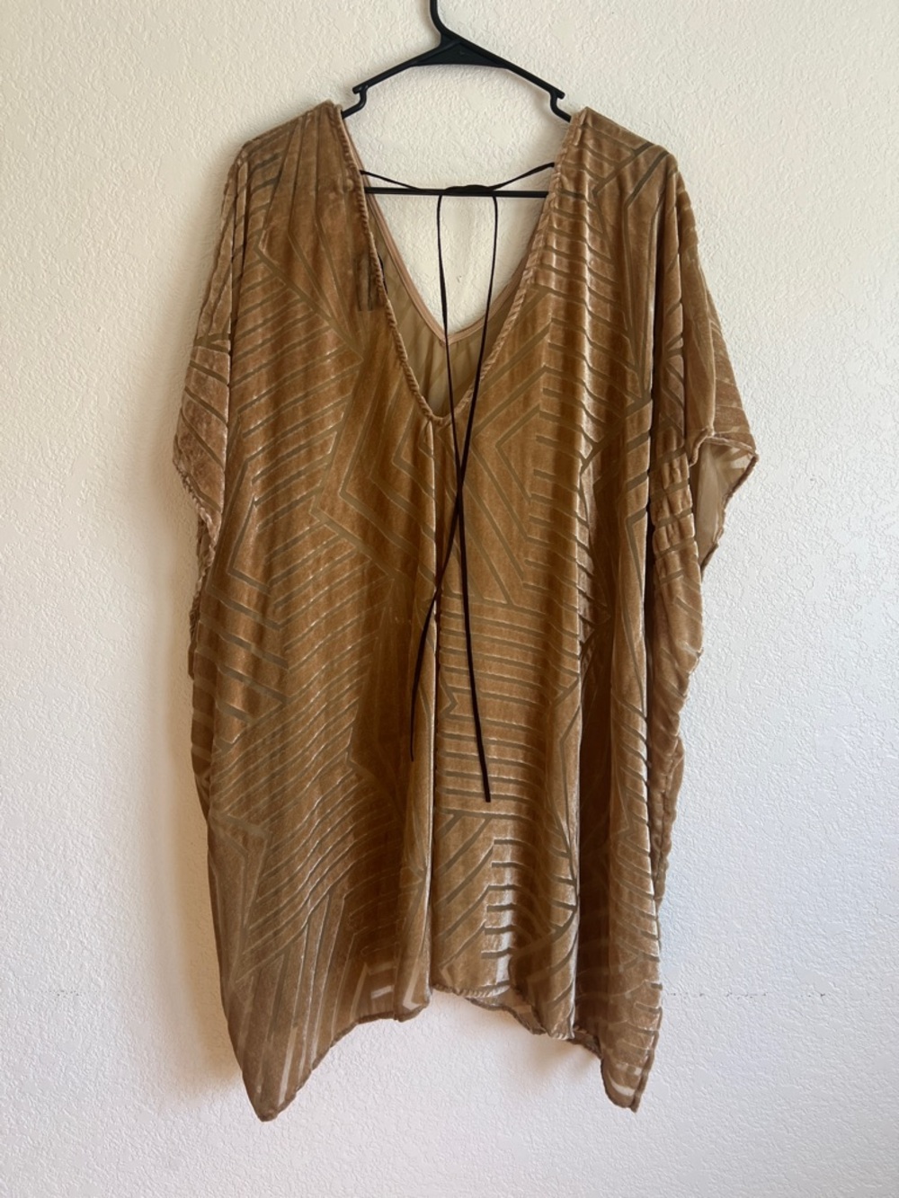 The Ldrs Velvet Caftan Dress - Picture 5 of 5